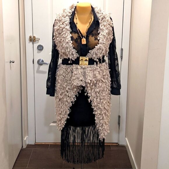 Romeo+Juliet Couture L Rock and Roll Wooly Vest - Picture 1 of 10